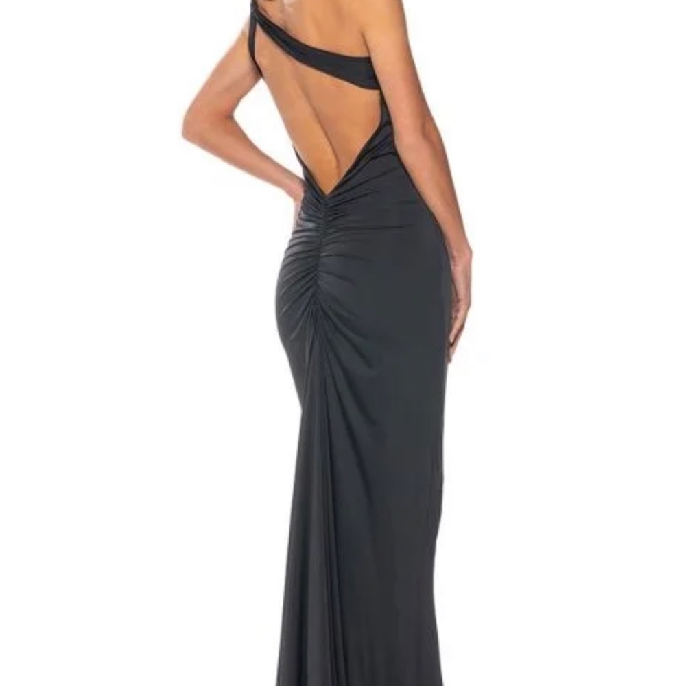 VENUS RISING BACKLESS RUCHED MAXI DRESS IN BLACK - Picture 3 of 8